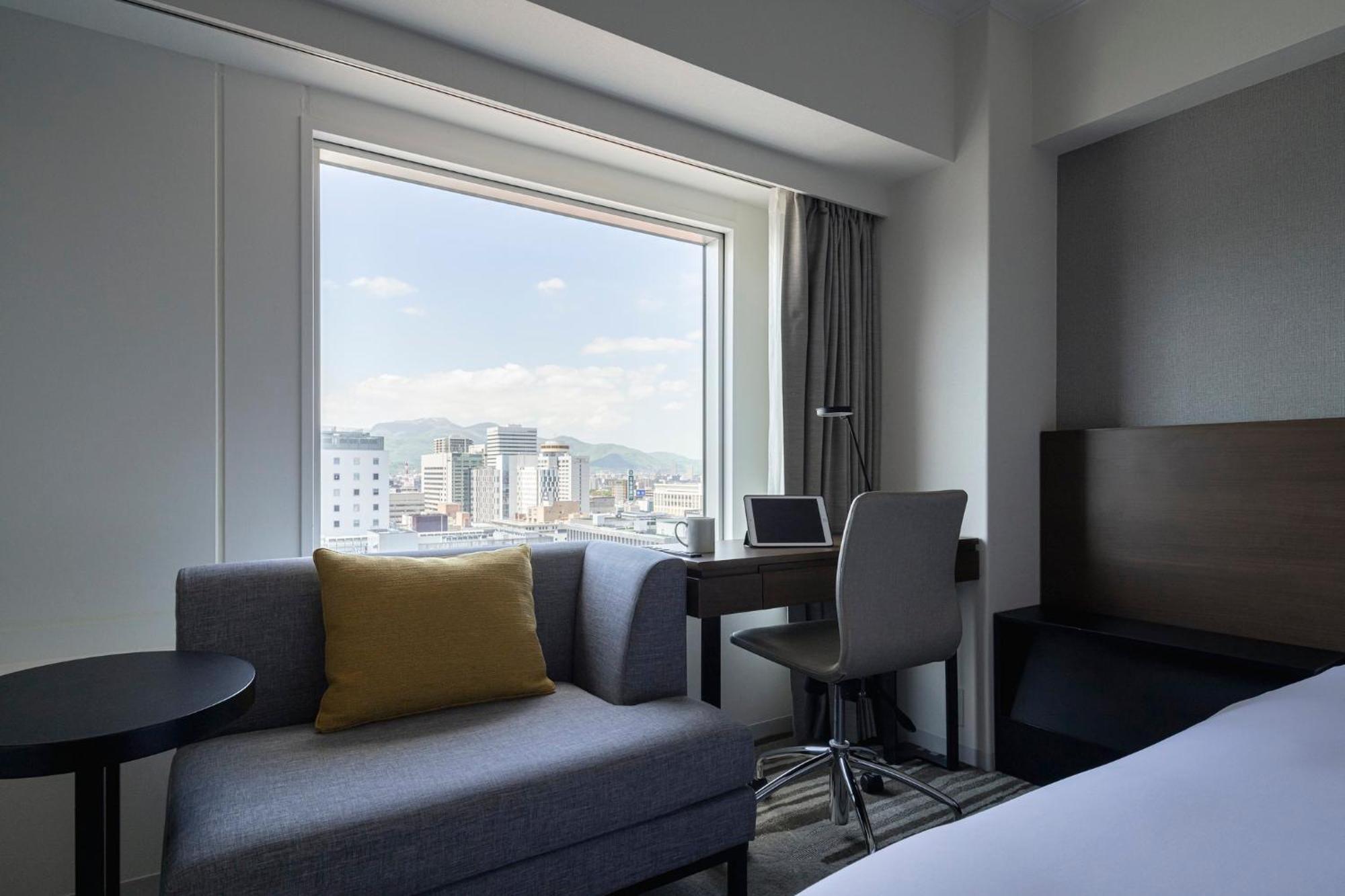 Готель Ana Crowne Plaza Sapporo By Ihg Екстер'єр фото